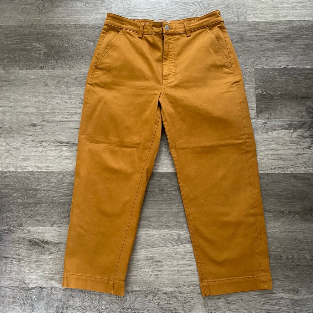 The Straight-Leg Crop by Everlane in Golden Brown 👖